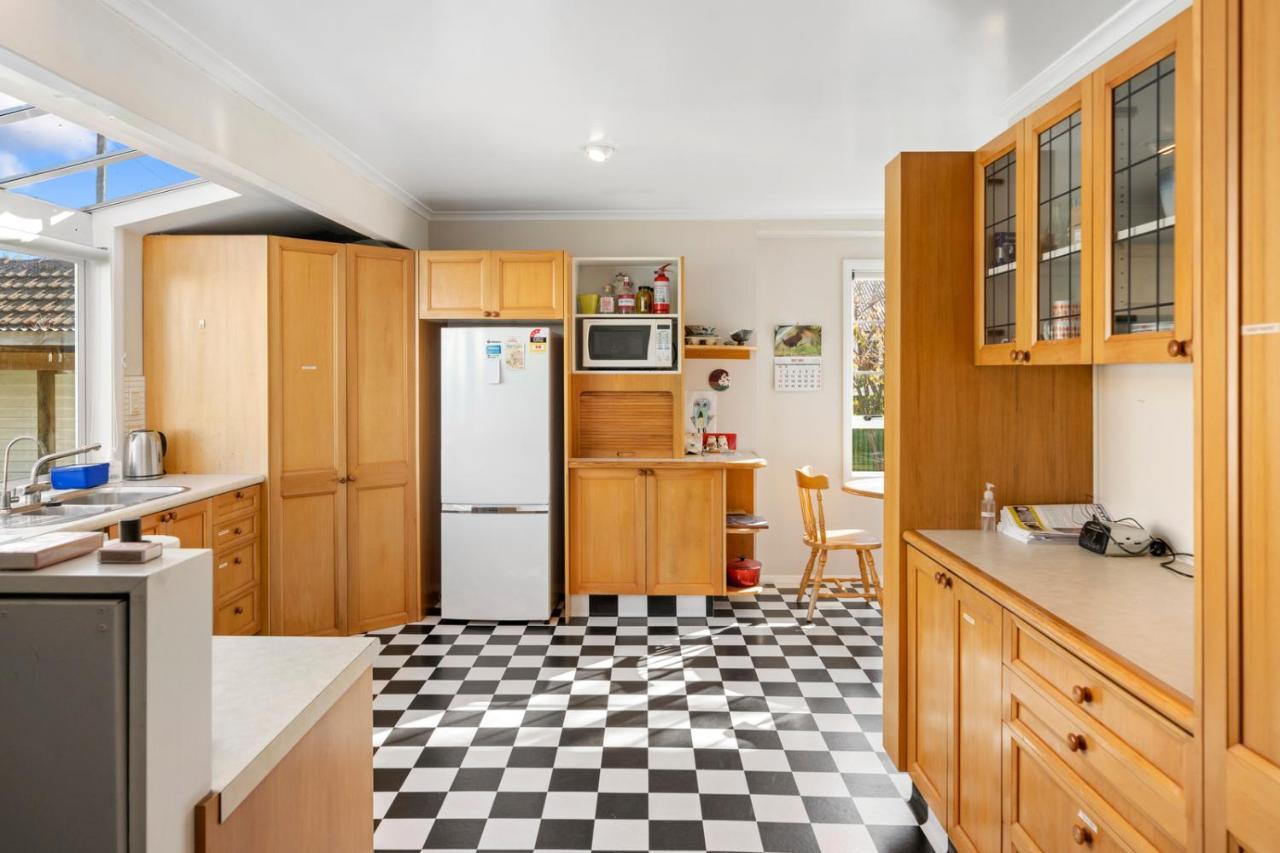 Centrally Located - Greytown Holiday Home Eksteriør bilde