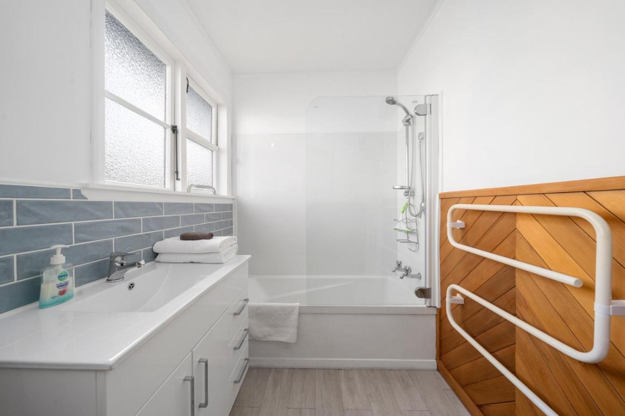 Centrally Located - Greytown Holiday Home Eksteriør bilde